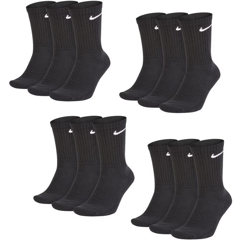 

Носки и повседневные мягкие шорты Nike, черный