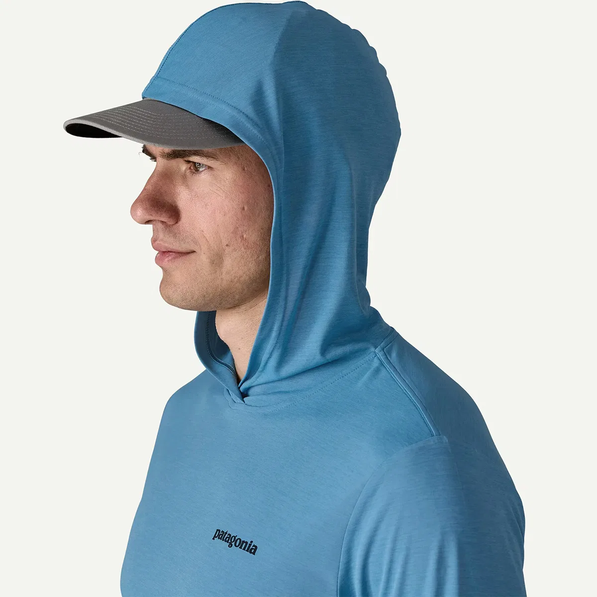 Мужская худи с принтом Capilene Cool Casting Logo Daily Hoodie Patagonia, Shore Blue/Light Shore Blue X-Dye — фото 3