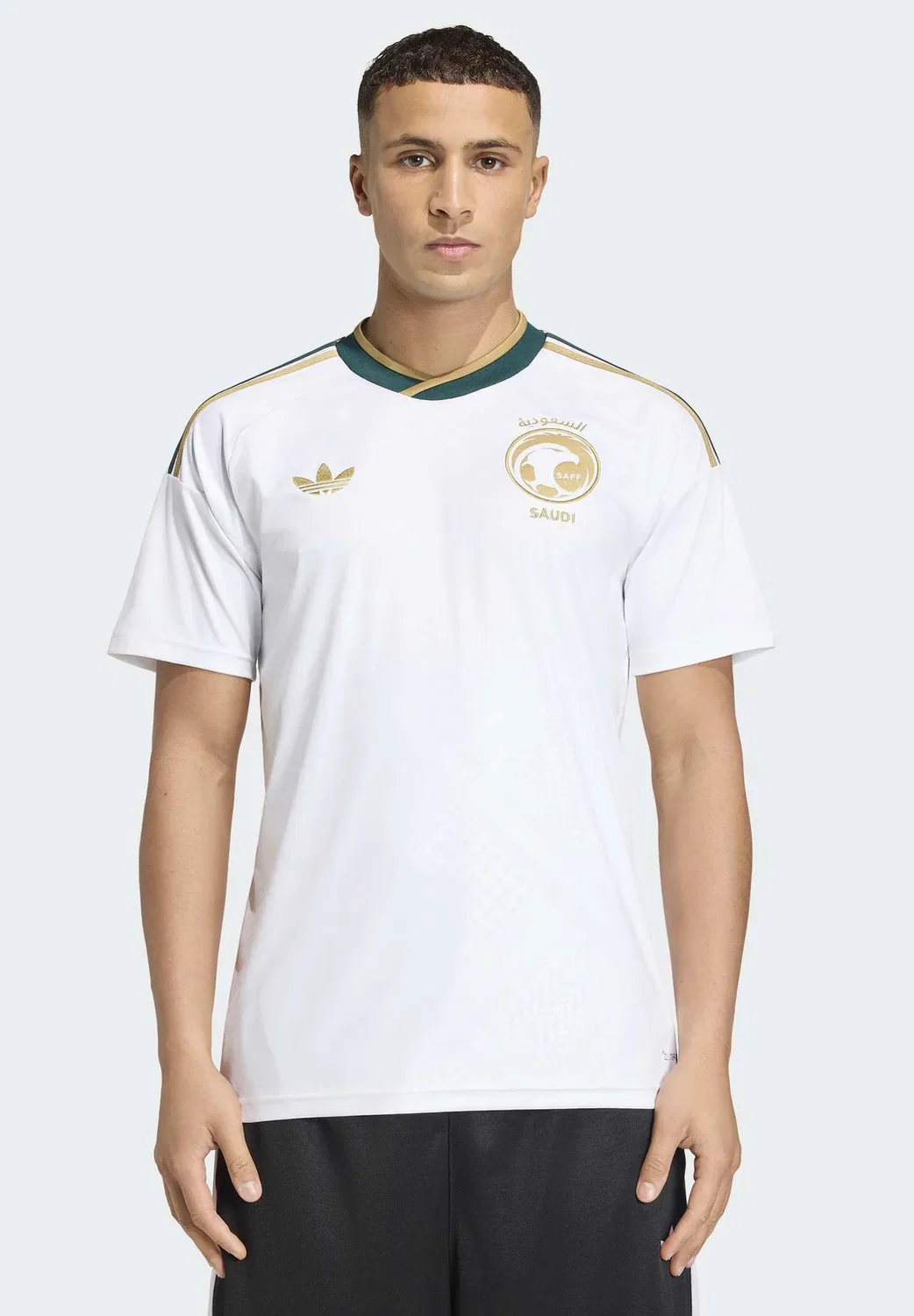 Саудовская Аравия, 26-й выездной матч - форма национальной сборной Adidas Performance, White/Khaki/Aurora Ivy