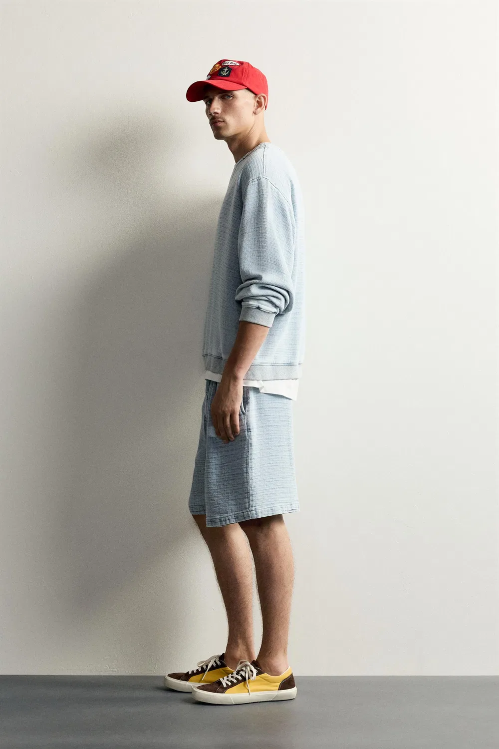 Мягкая, фактурная толстовка с эффектом потертости ZARA, Light blue — фото 4