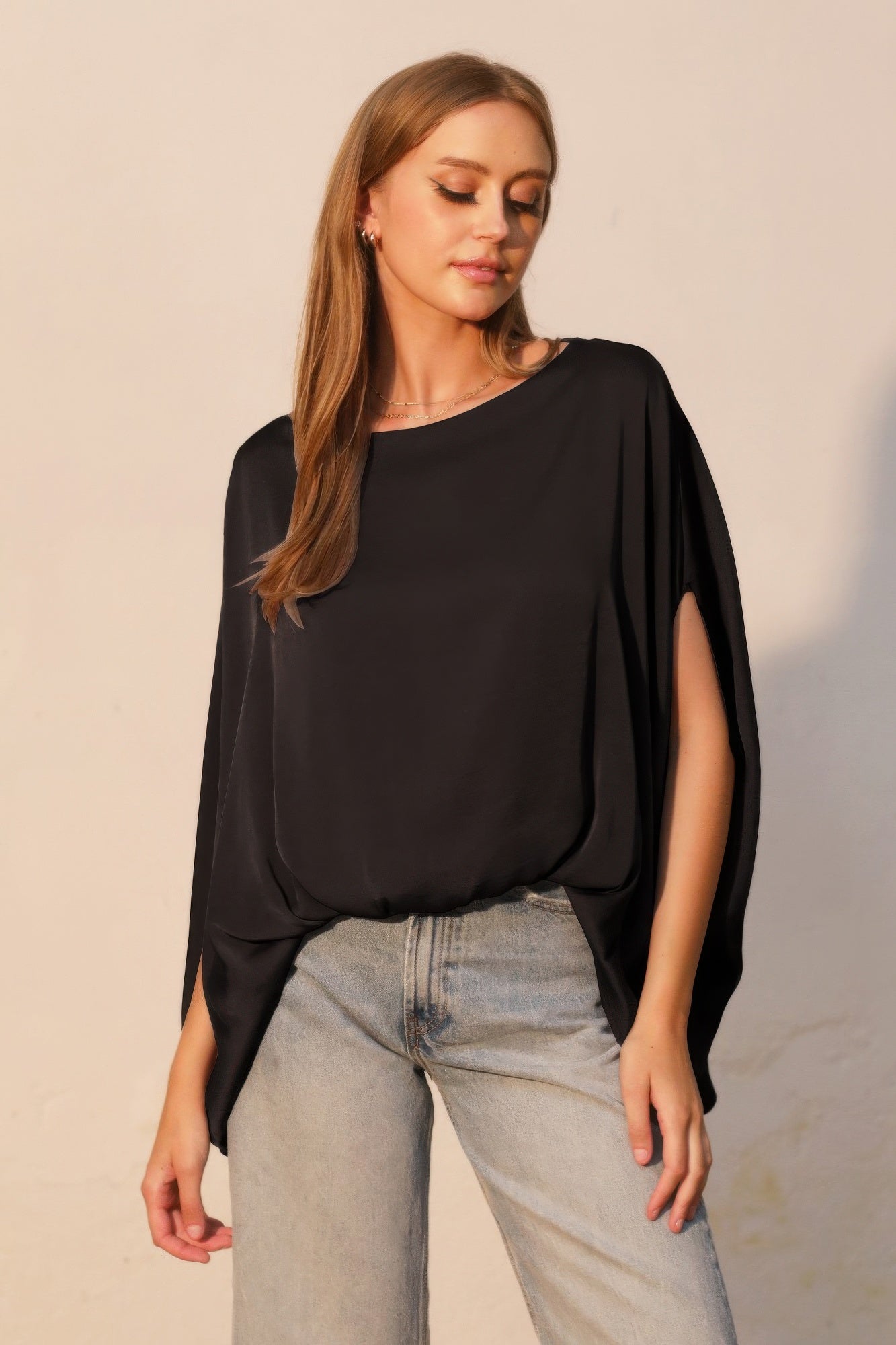 

Кафтан из стираного полиэстера и шелка с вырезом-лодочкой TRUEDAMES, черный