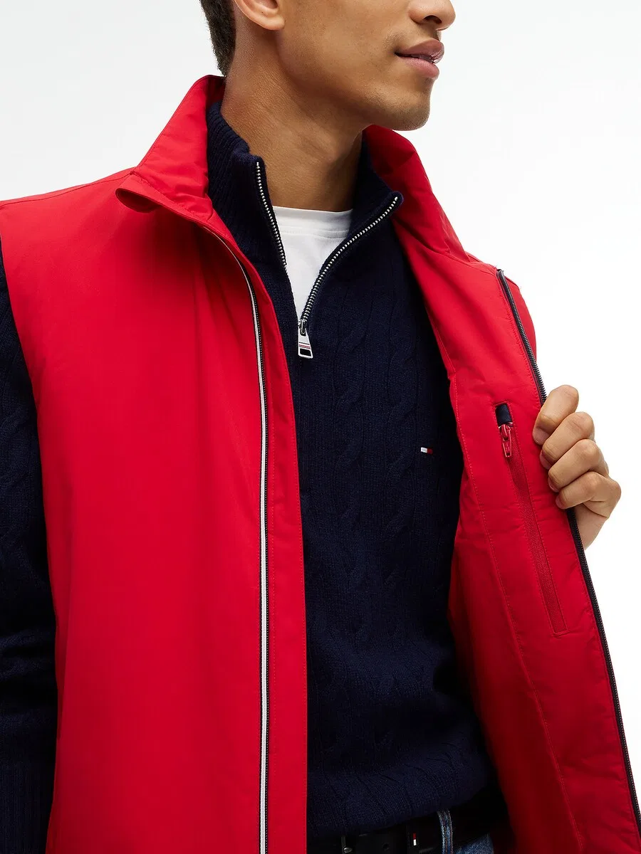 Жилет TOMMY HILFIGER красного цвета — фото 3