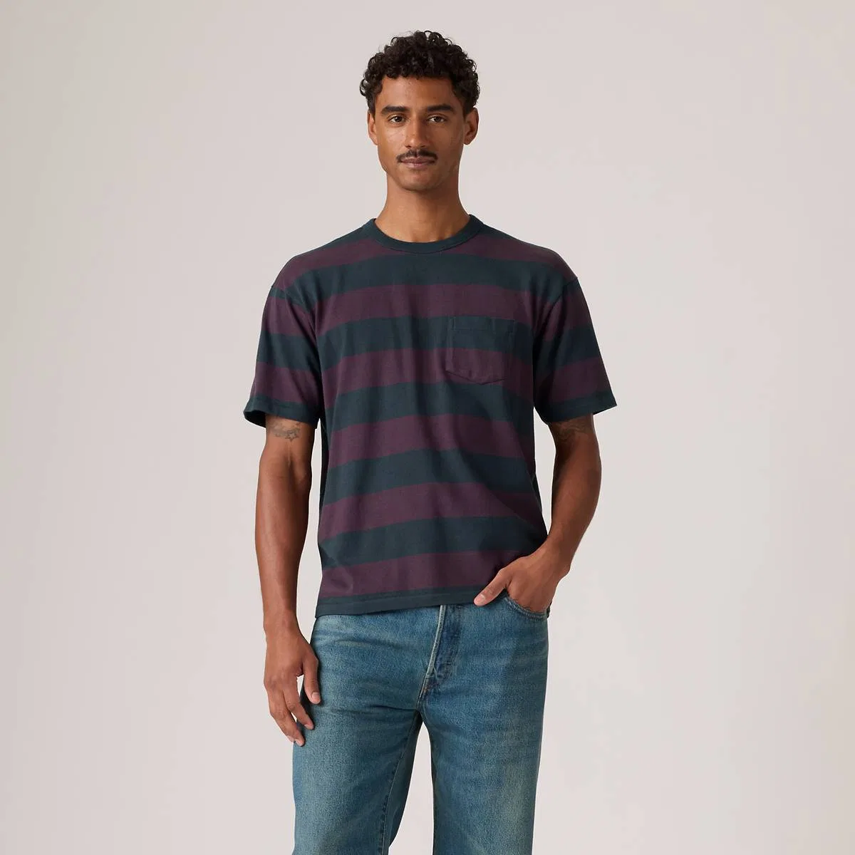 Повседневная футболка 1960-х годов Levi's, Carbon Plum Stripe - Purple — фото 3