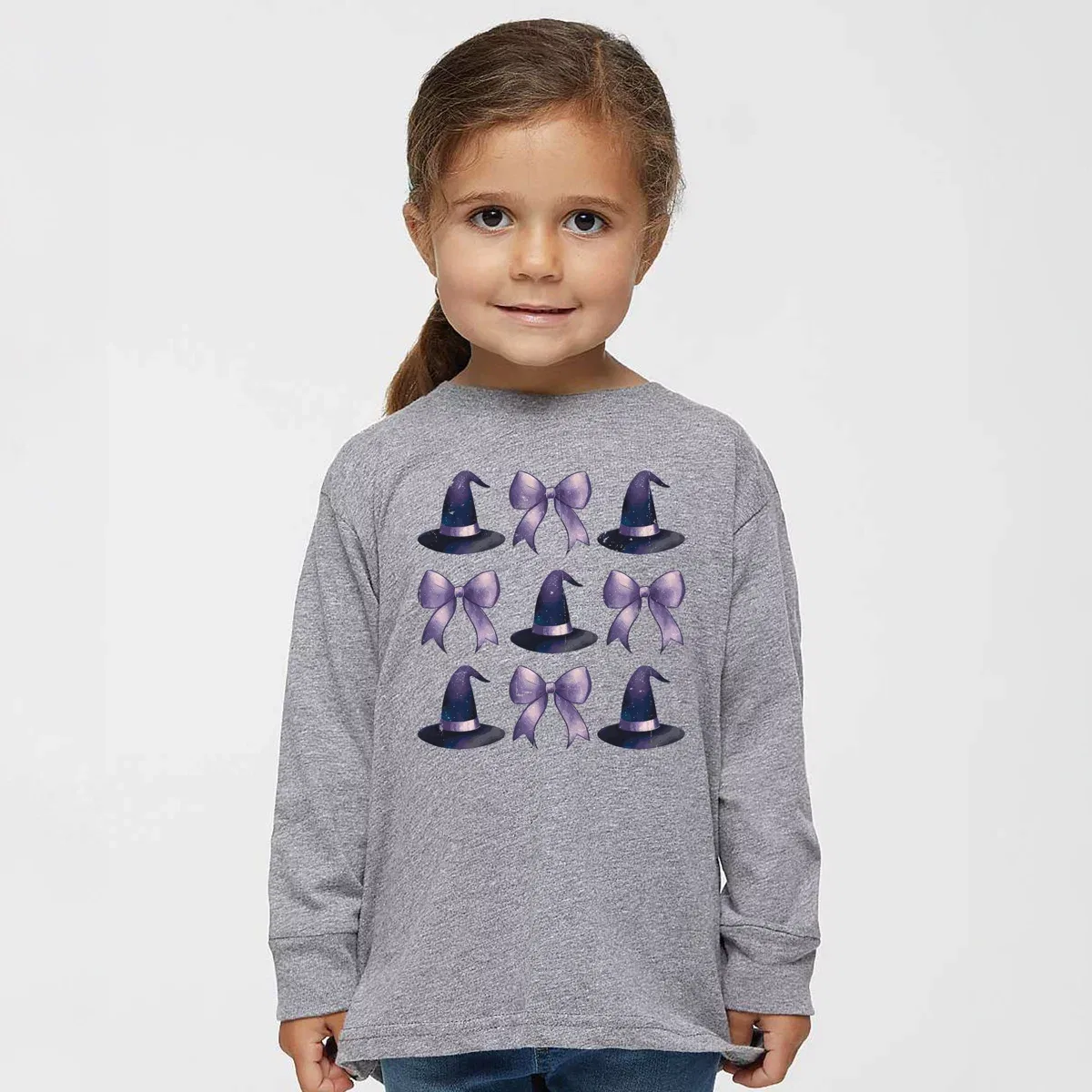Детское футболка с длинным рукавом с принтом Coquette Witch Hat Collage The Juniper Shop, Heather Grey — фото 3