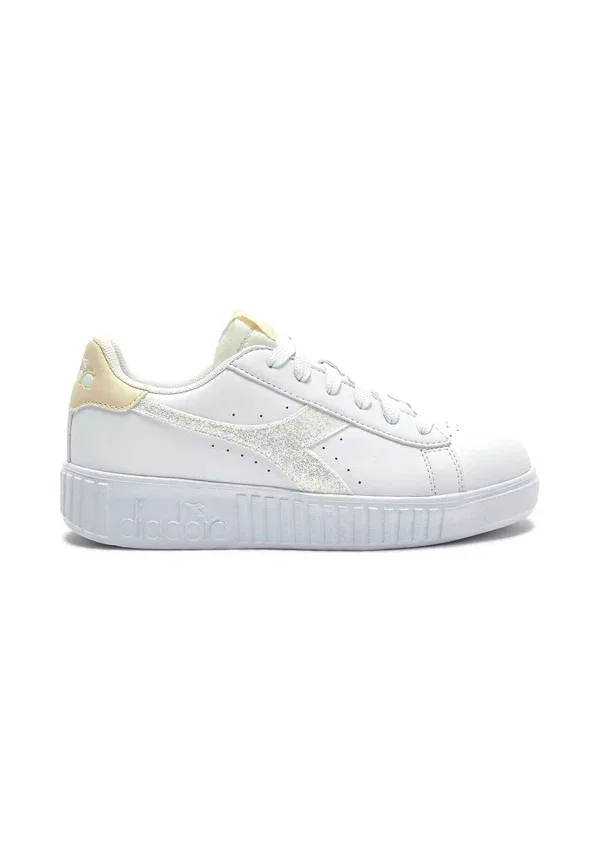 Кроссовки Diadora, белый