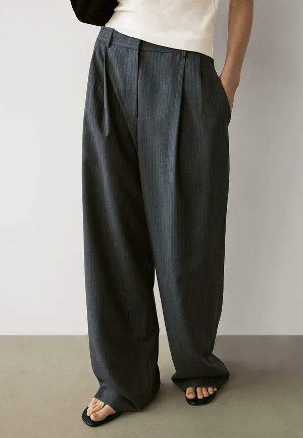 Брюки шерстяные Trousers Massimo Dutti, серый