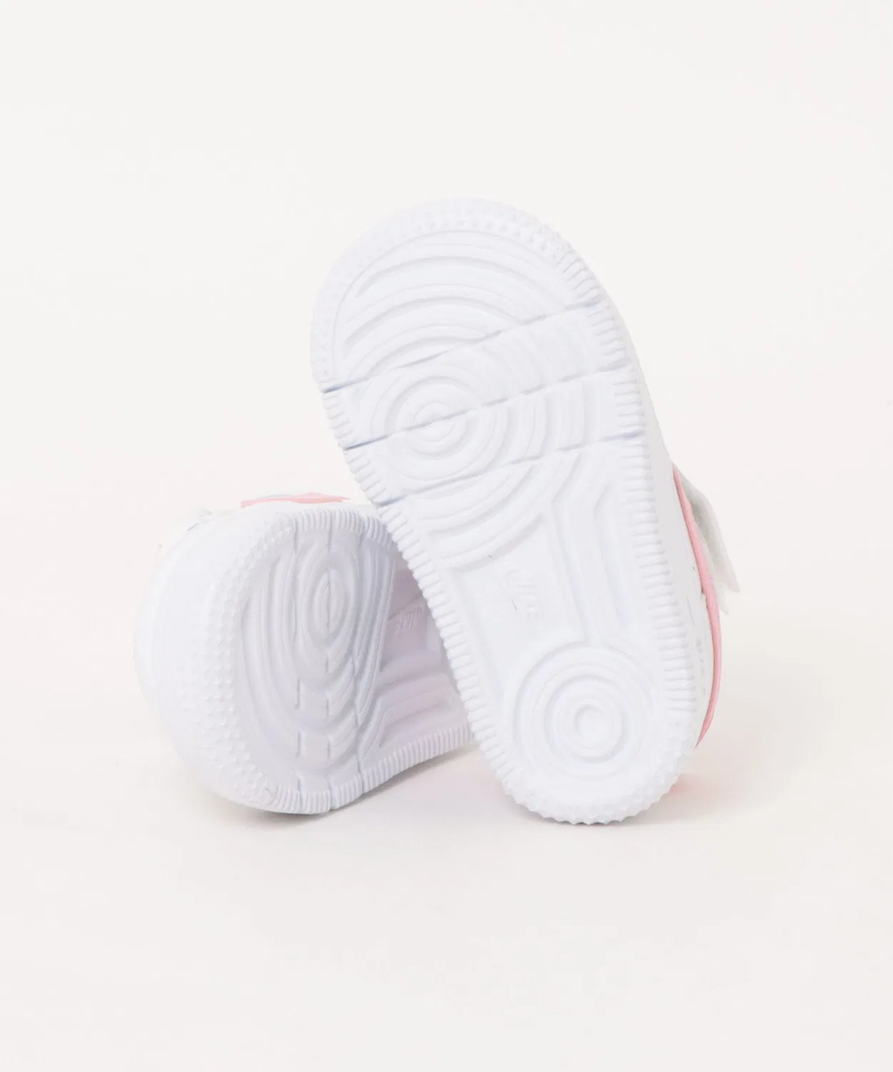 Детские кроссовки с легкой посадкой EasyOn Force 1 LOW TD NIKE, White/Pnkris — фото 3