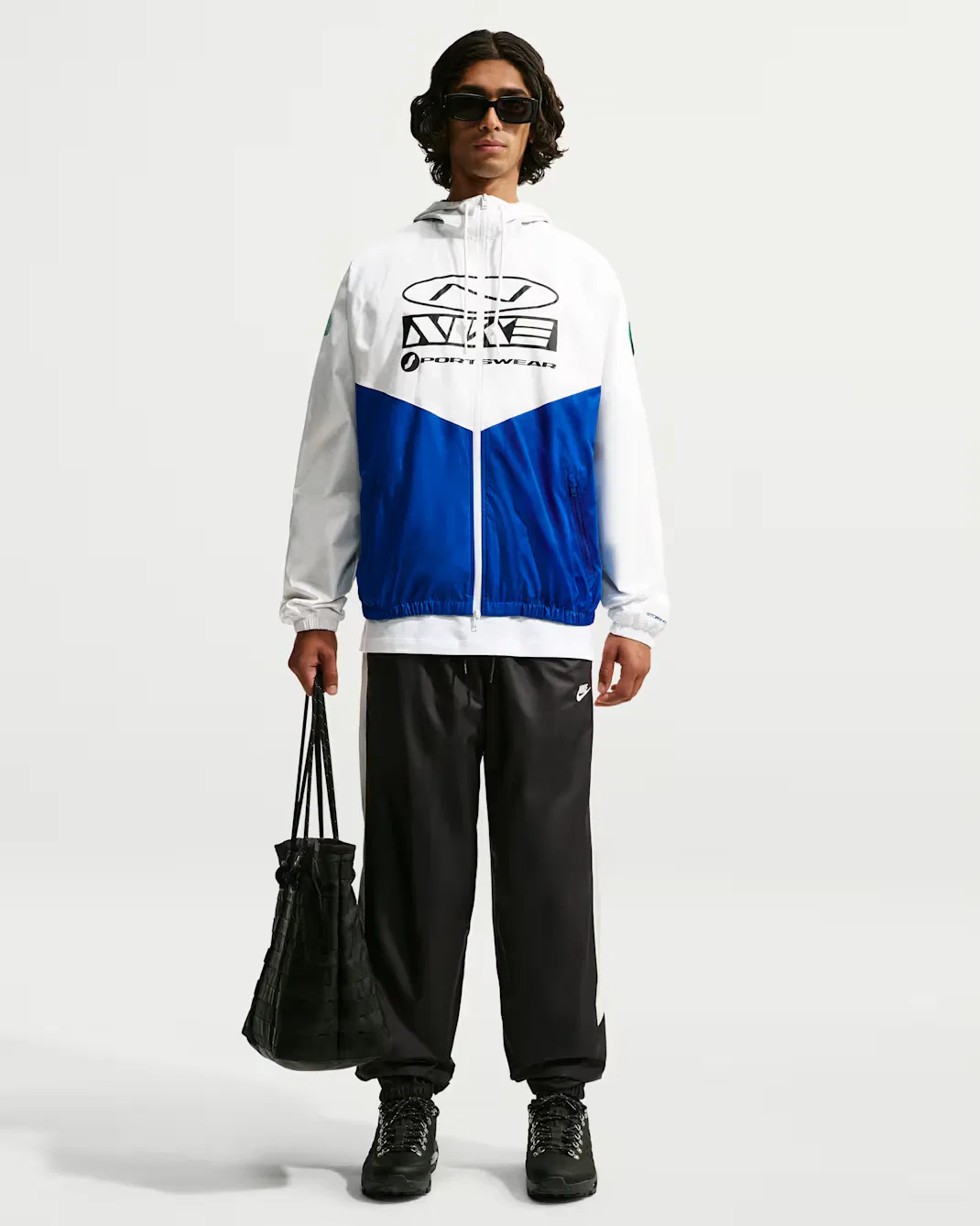 Мужская куртка Storm-FIT с графическим принтом Nike Windrunner, Summit White/Old Royal/Old Royal — фото 4