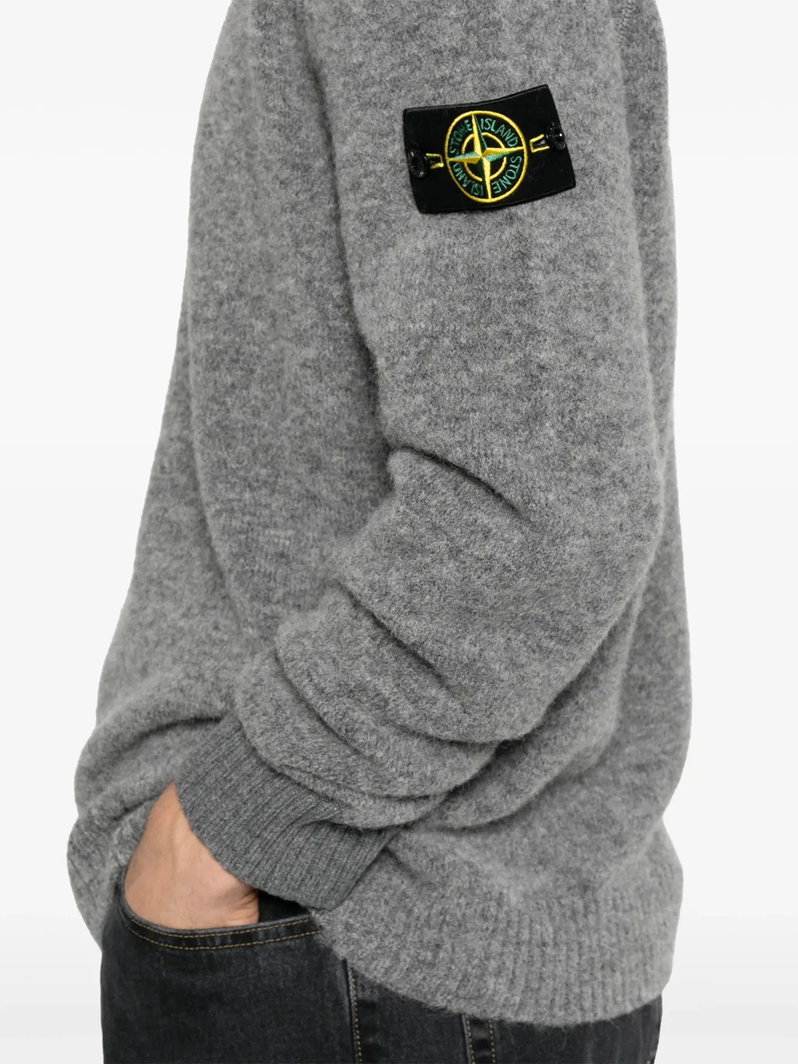 Вязаный джемпер серого цвета Stone Island, серый — фото 4