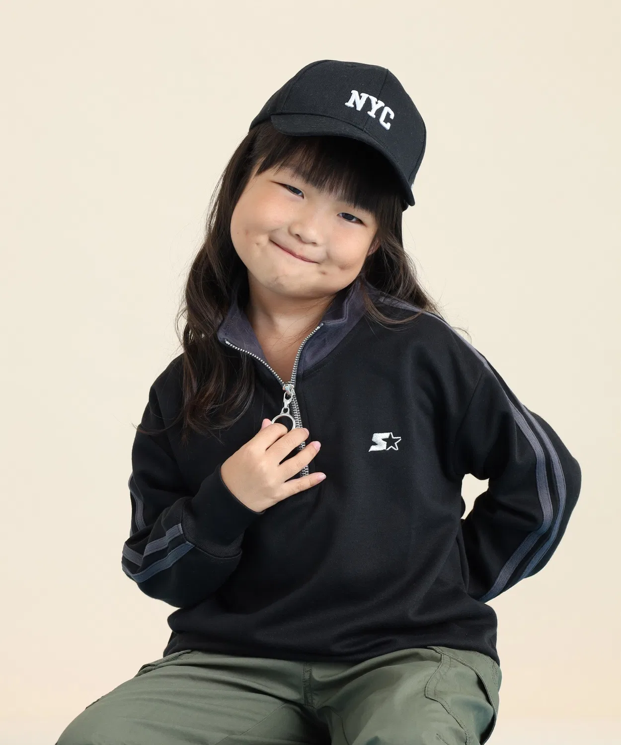 Детский свитшот с полузамком с логотипом STARTER, модель Half Zip Sweatshirt FUNALIVE, Charcoal — фото 2
