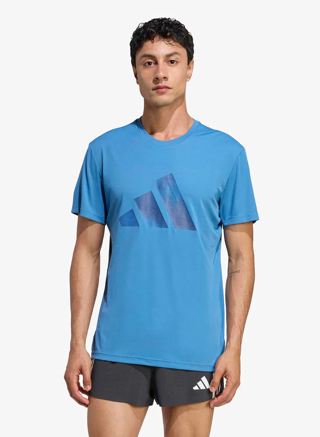 Футболка с принтом Adi365 running essentials Adidas, бежевый