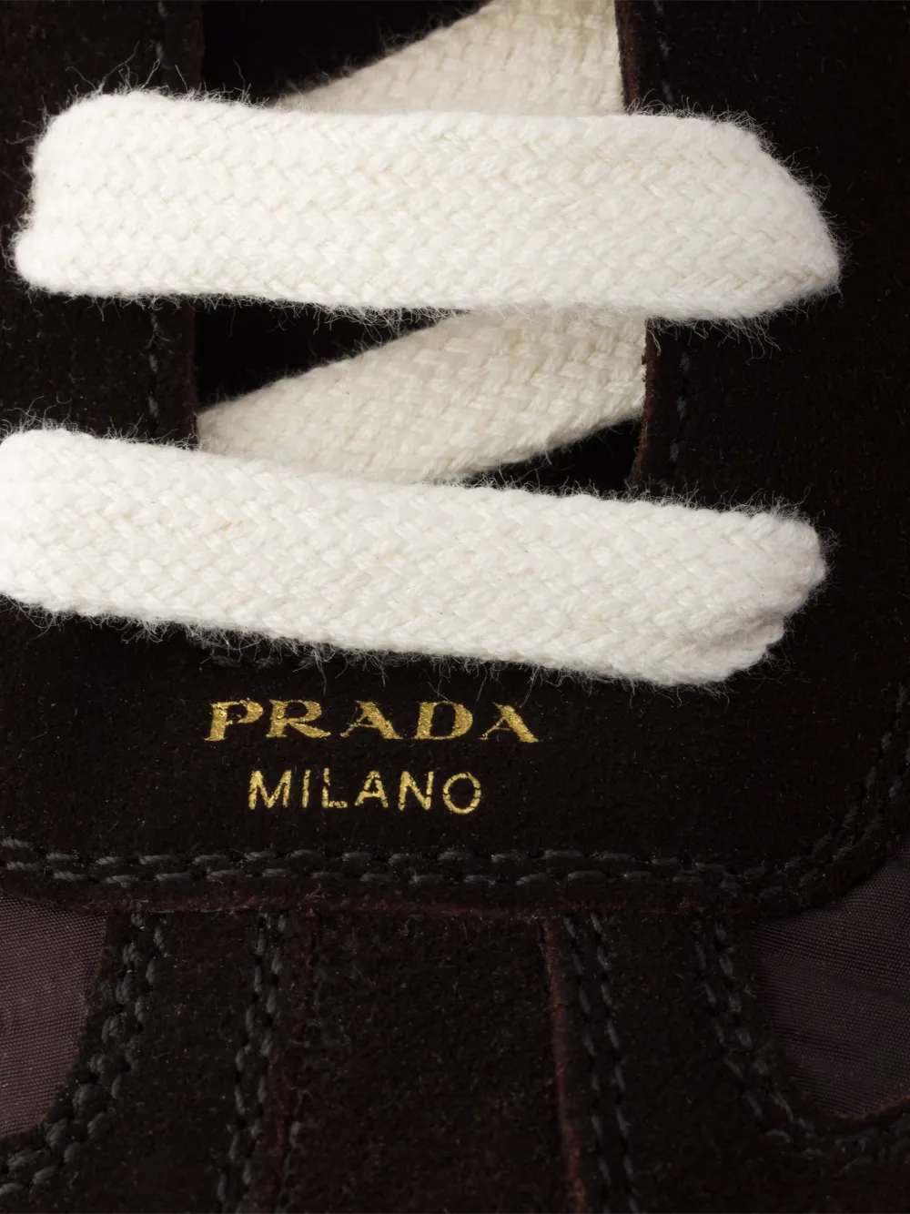 Кеды на шнуровке с круглым носом Prada, коричневый — фото 4