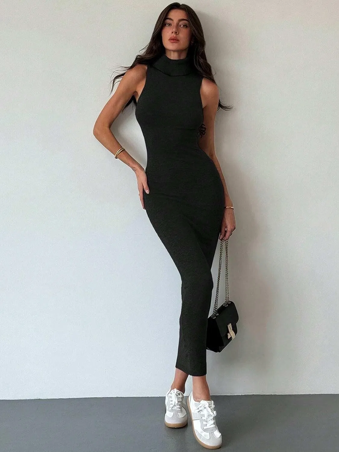 Женское платье с высоким воротом водолазка без рукавов Knitwear, Black — фото 2