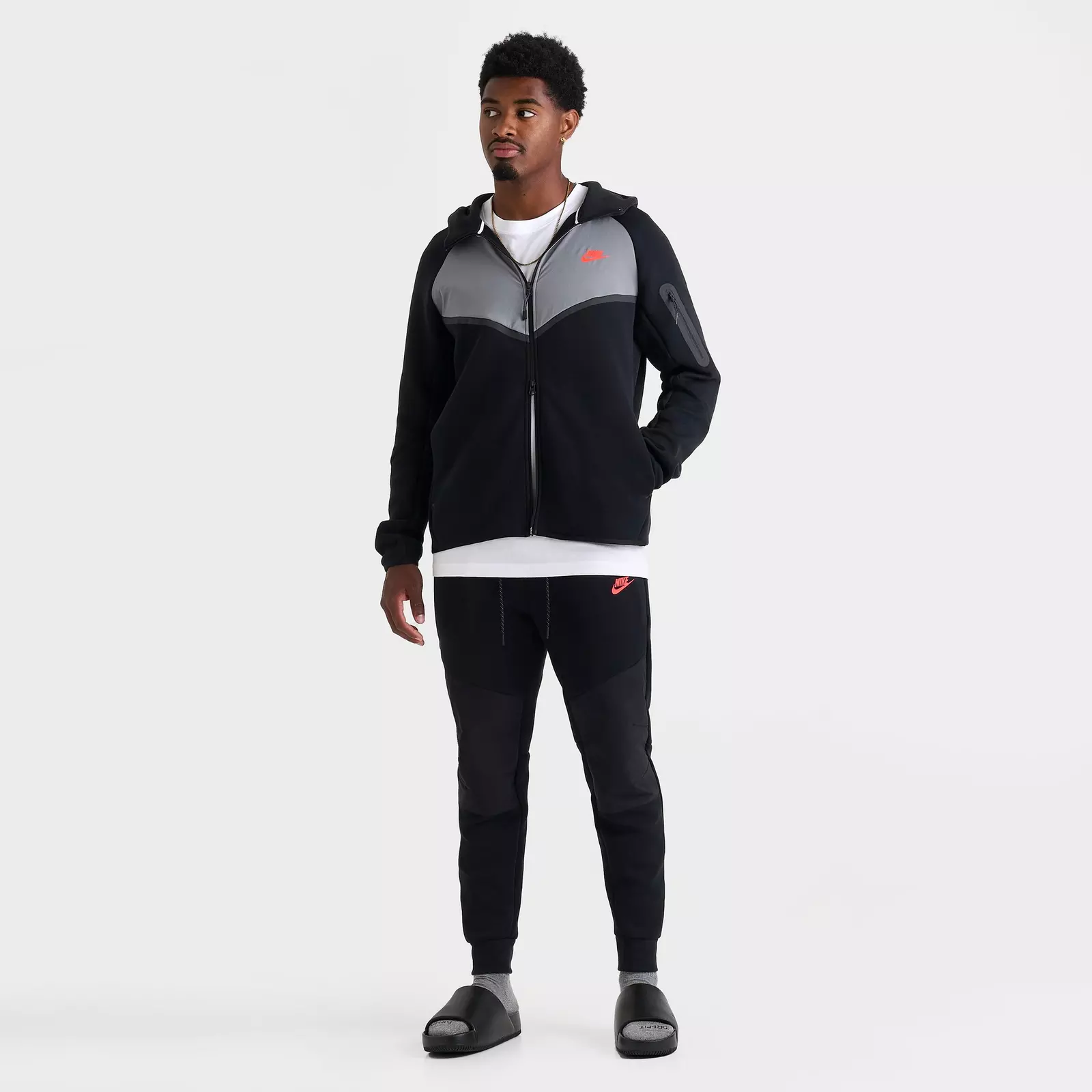 

Куртка Men's Nike Tech Fleece Windrunner Full-Zip, черный