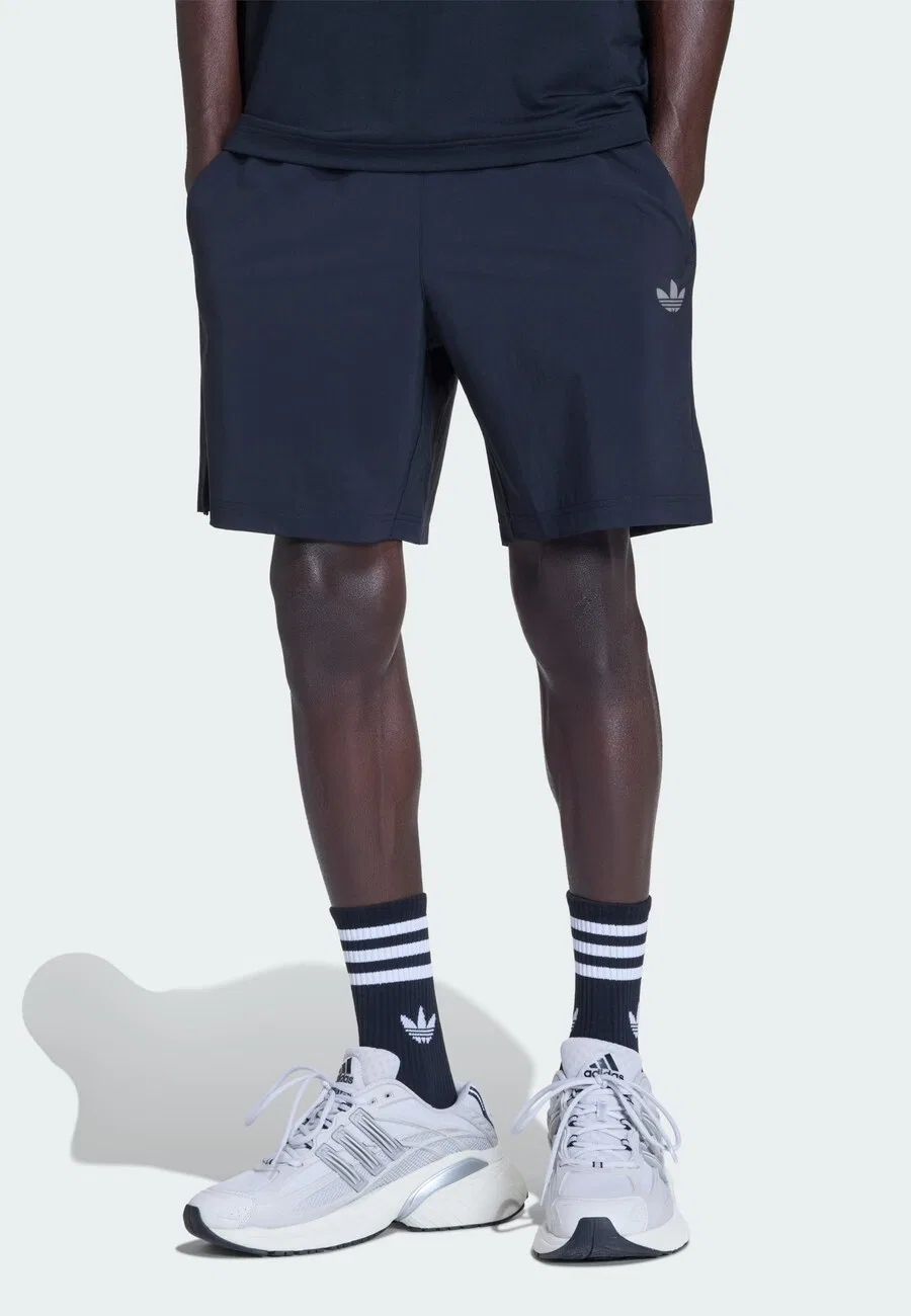 Шорты ADIDAS ORIGINALS Regular Pants 'Trefoil Essentials' черного цвета — фото 2