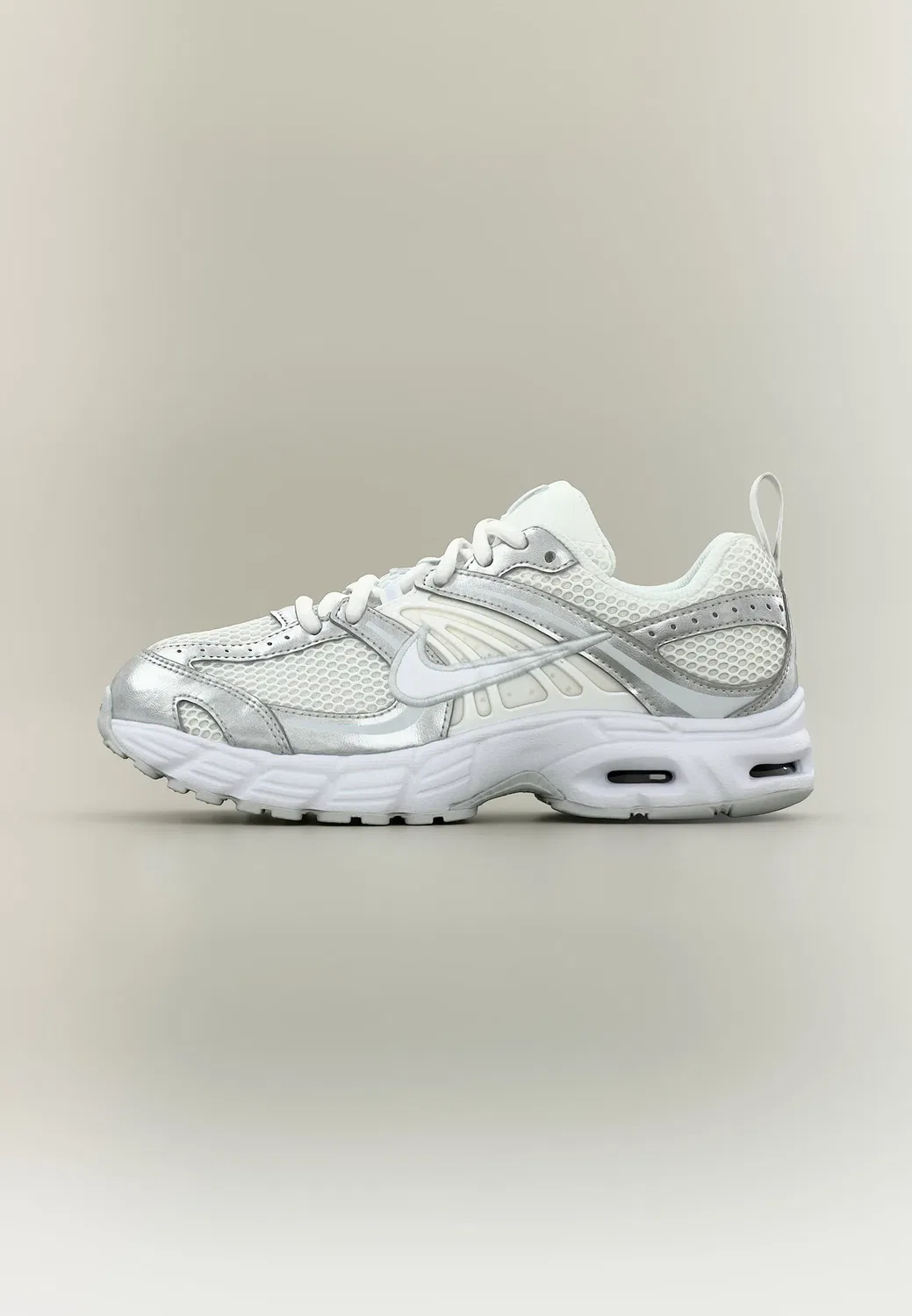 Кроссовки Air Max Moto 2K Lace унисекс Nike Sportswear, White/Pure Platinum-Coloured/Metallic Silver-Coloured