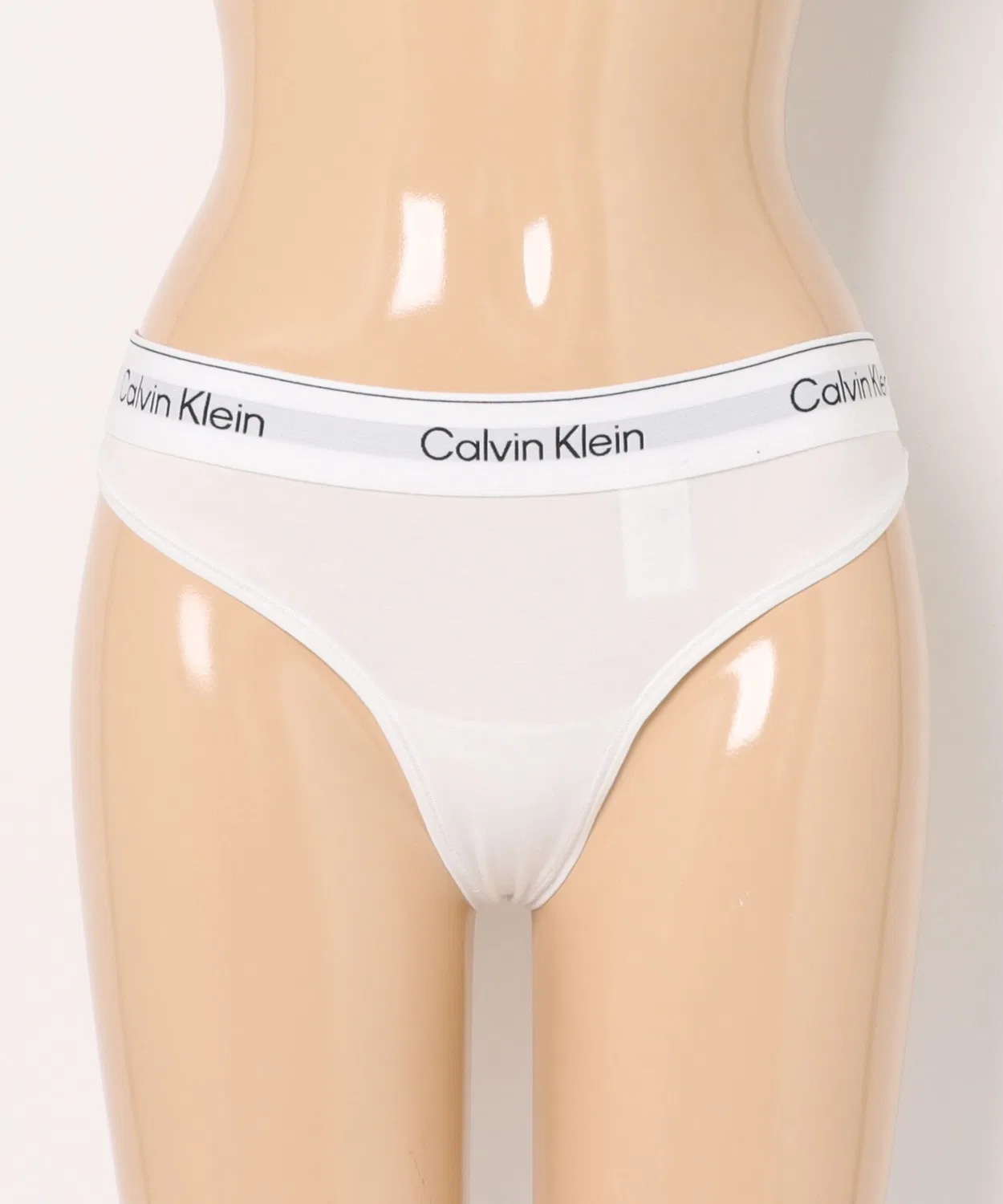 Женские трусы-слипы Calvin Klein T-Back Bikini, белые — фото 3
