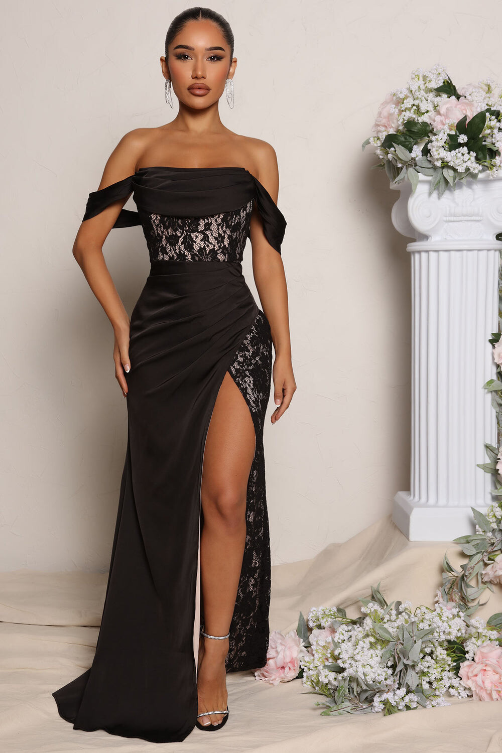 

Платье Fashion Nova MF21184, черный