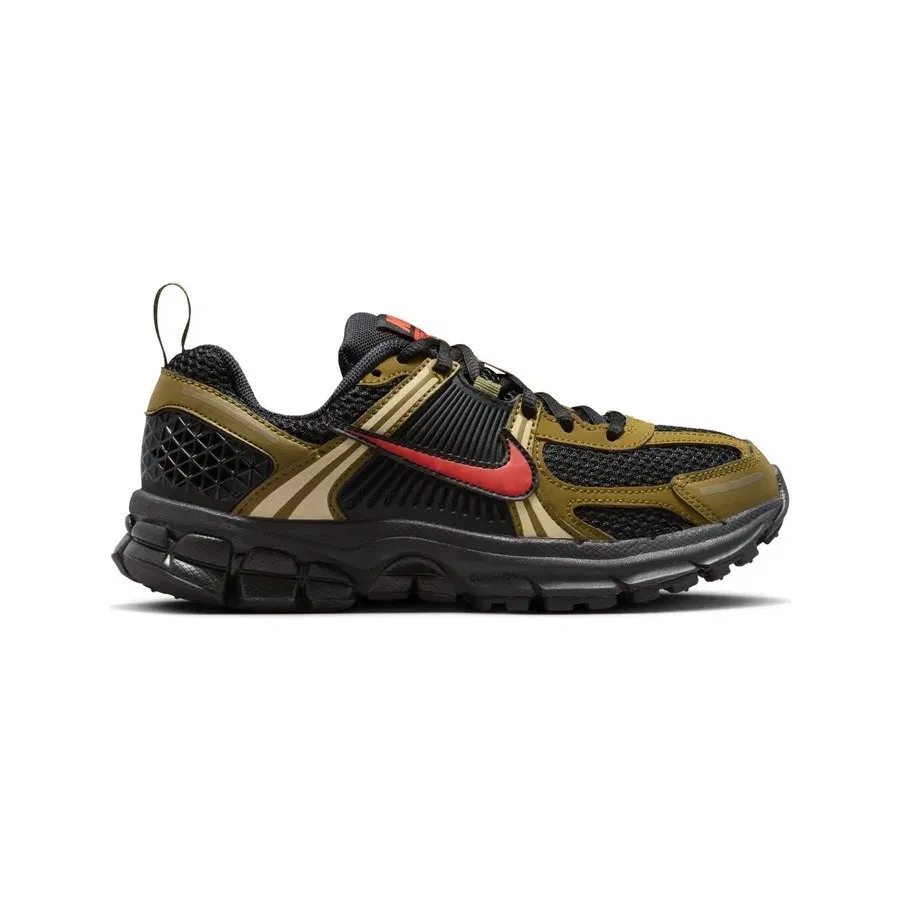 Кроссовки с повседневным дизайном Nike Vomero 5 Gs, Черный — фото 3