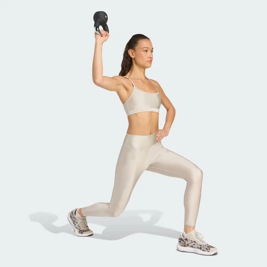 Спортивный бюстгальтер с легкой поддержкой Aeroreact Training Light-Support Shiny adidas, Бежевый — фото 3