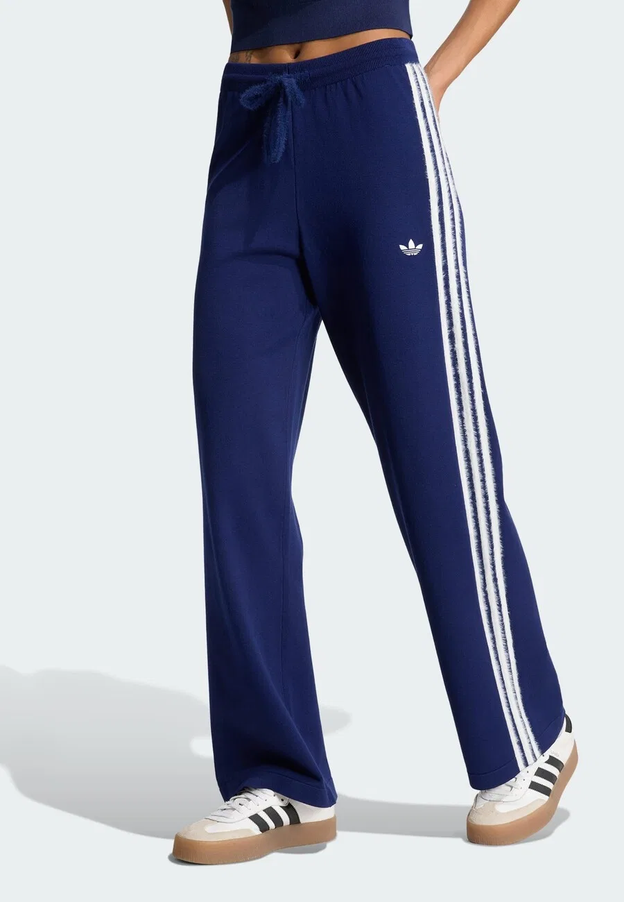 Брюки ADIDAS ORIGINALS свободного кроя 'Firebird' темно-синего цвета — фото 2