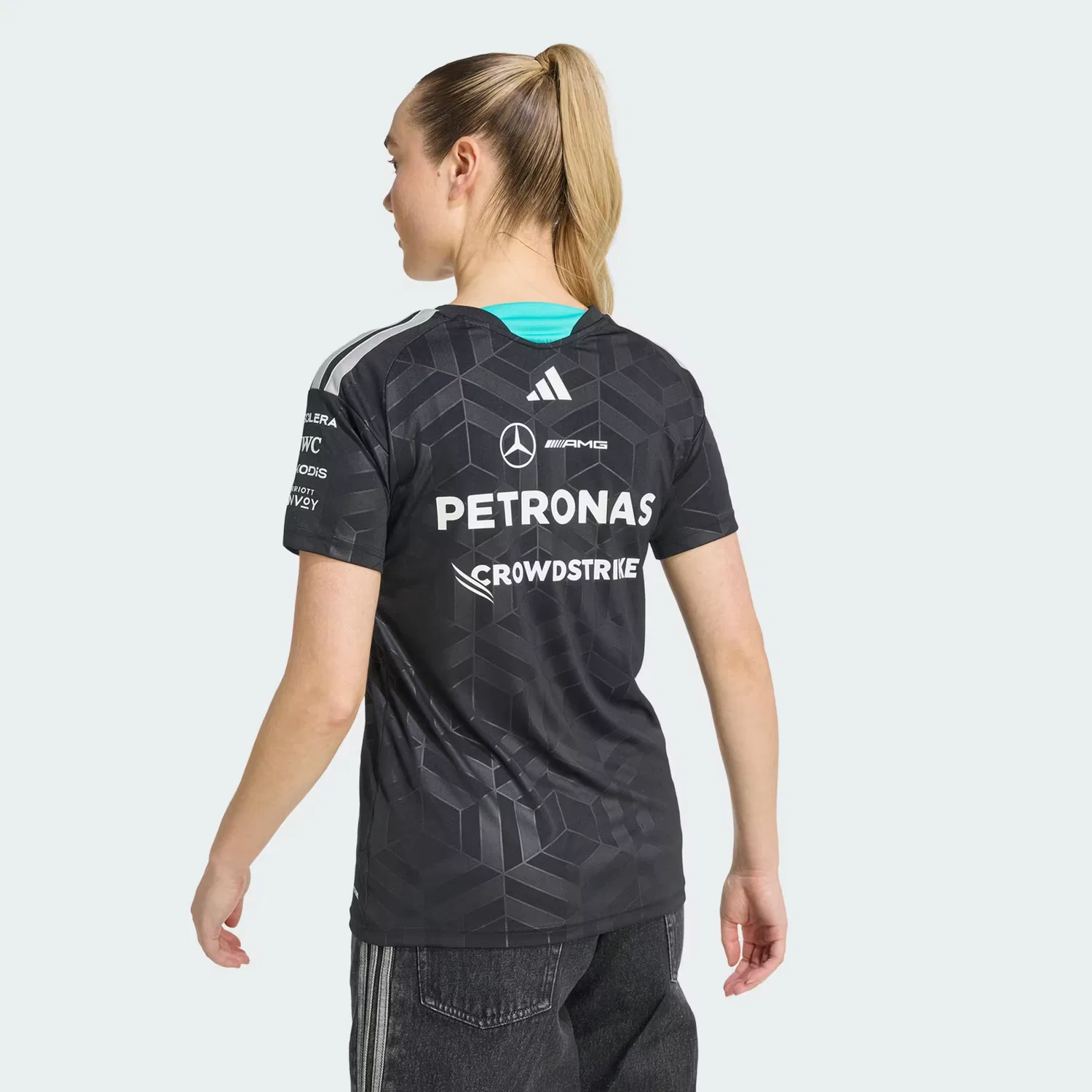 Женская футболка-джерси с вышитым логотипом Mercedes-AMG Petronas Formula 1 Team Driver Adidas Performance, черный — фото 3