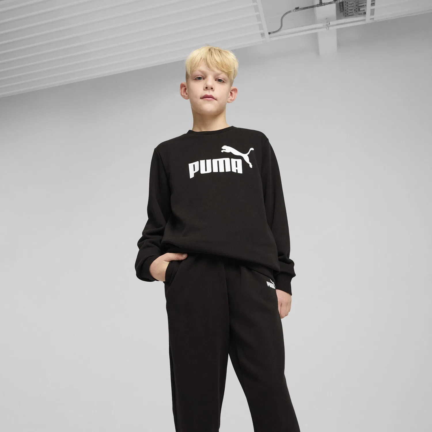 Детский спортивный костюм с длинным рукавом No. 1 Logo Puma, Schwarz Stadtgrun — фото 2