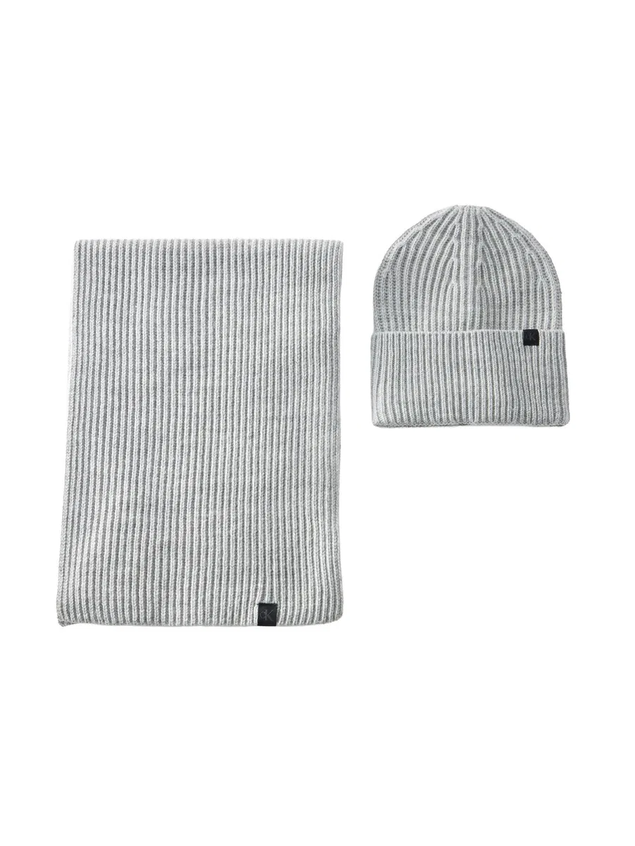 Комплект Calvin Klein Jeans серого цвета