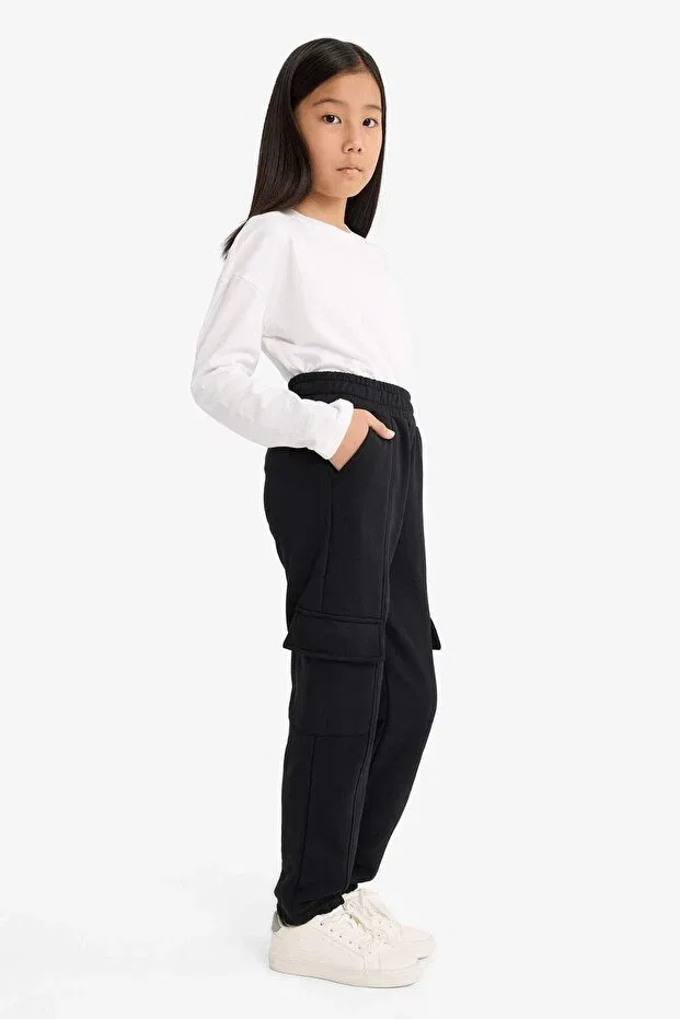 Детские спортивные штаны для девочек с карго-карманами Elastic Waist Cargo Jogger Sweatpants Defacto, Black-Bk81 — фото 4