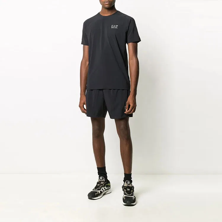 Мужской спортивный комплект с круглым вырезом Emporio Armani EA7, Black — фото 3
