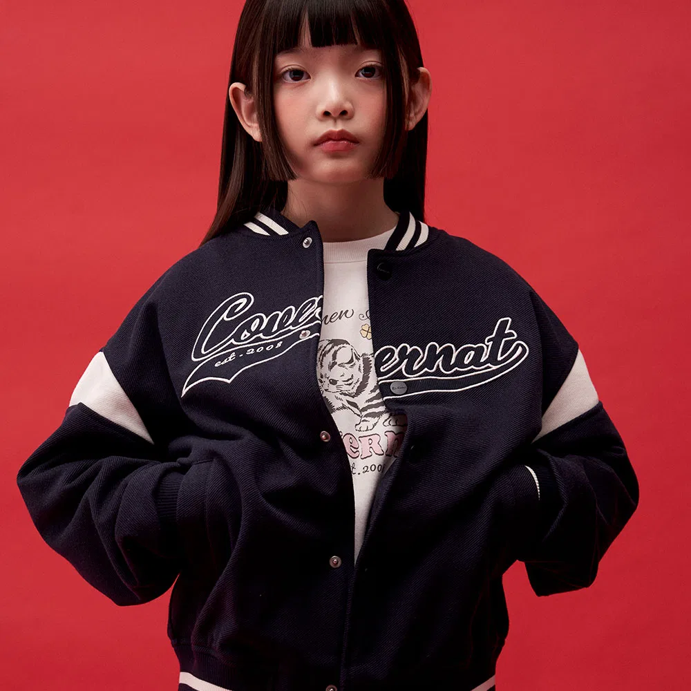 Детская синяя куртка-бомбер Typo Tail Logo Jersey Varsity от Covernat Kids