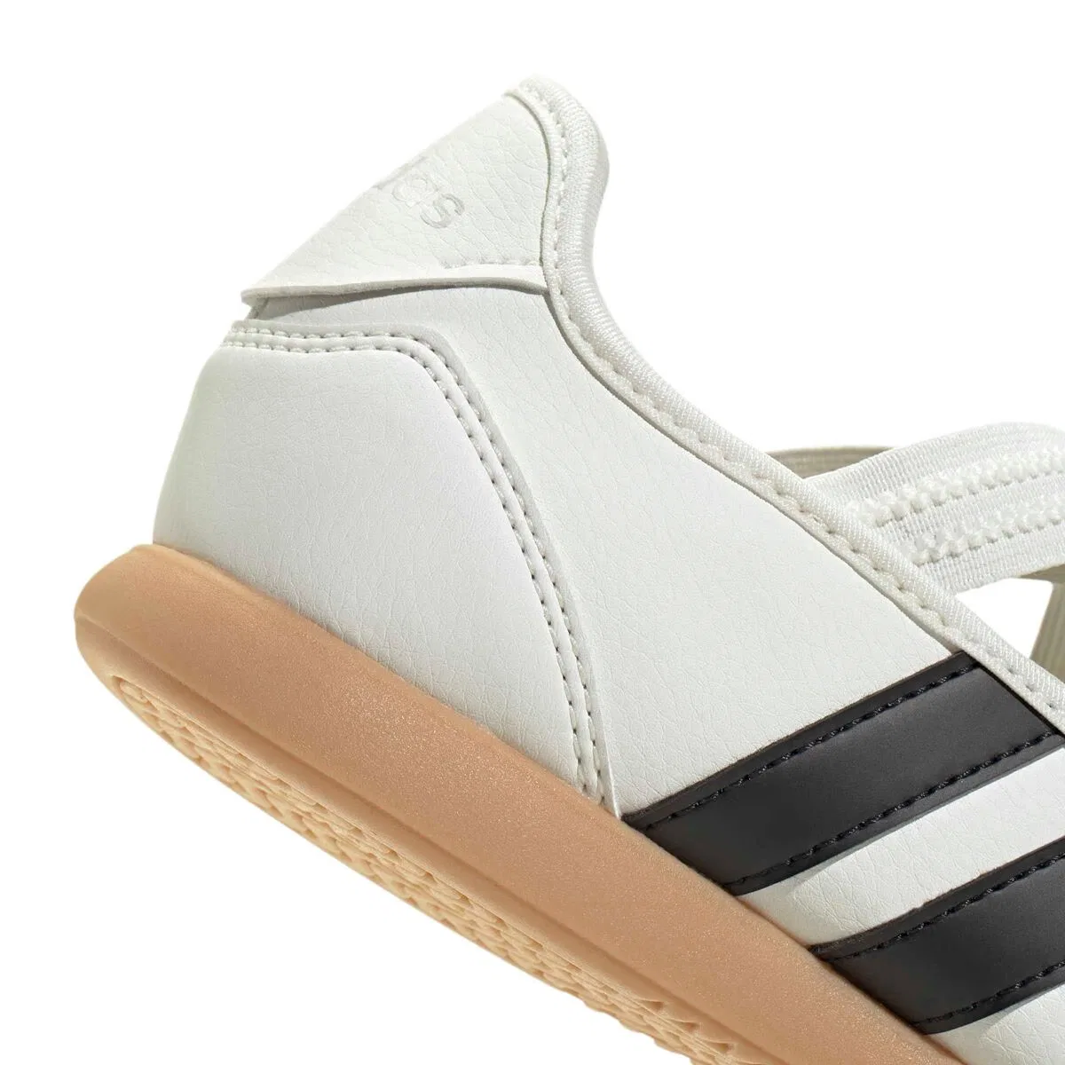 Детские туфли-лодочки для мальчиков с ремешком Adidas, Core White / Core Black / Silver Metallic — фото 3
