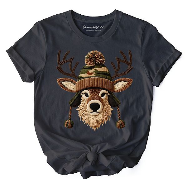 

Футболка Deer Head Camo Hat Christmas, имитация вязания крючком, уютная для охотничьего сезона Ornamentallyyou, Black, Черный, Футболка Deer Head Camo Hat Christmas, имитация вязания крючком, уютная для охотничьего сезона Ornamentallyyou, Black