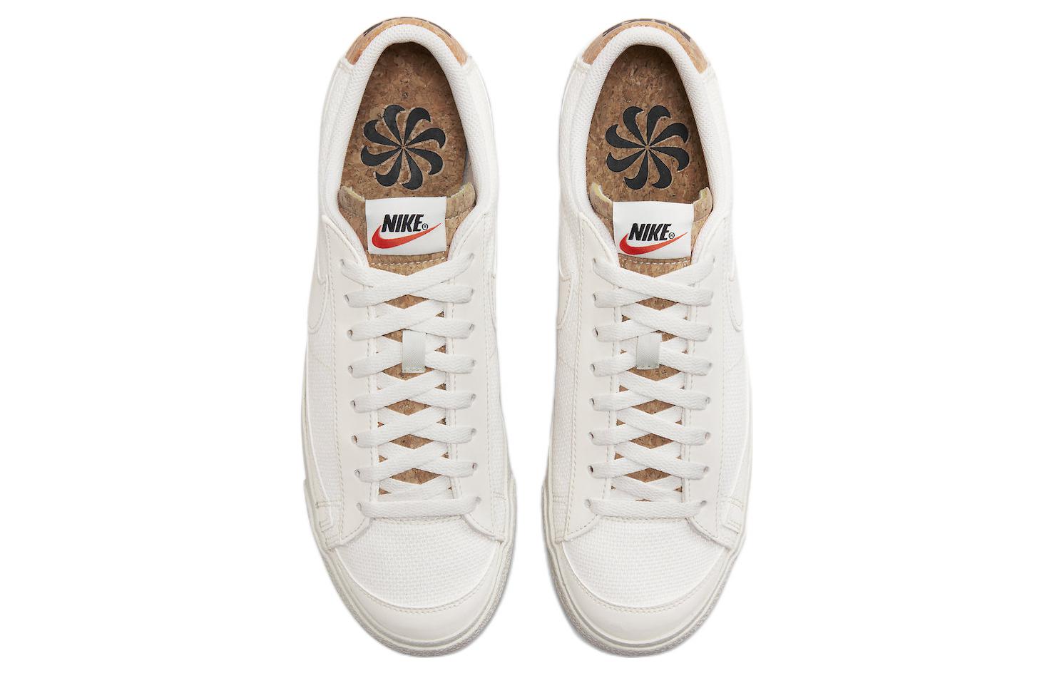 Кроссовки Nike Blazer Low '77 Premium, белый/светло-бежевый — фото 4