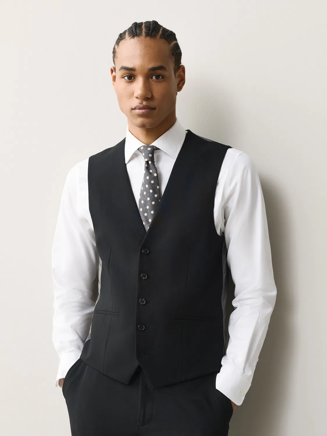 Жилет классический Regular Fit Essential Suit Next, черный
