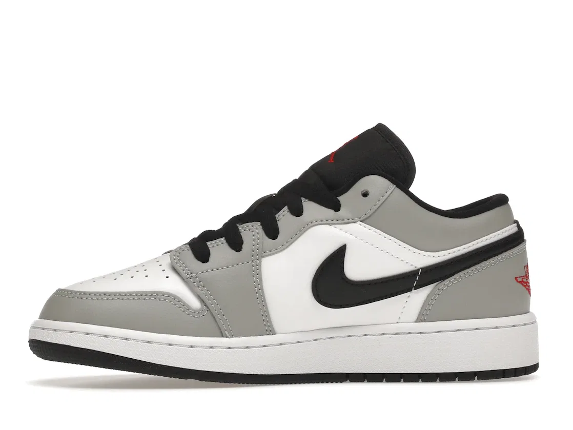 Детские кроссовки Lifestyle с ретро-дизайном Jordan 1 Low Jordan, Light Smoke Grey/Gym Red-White — фото 3