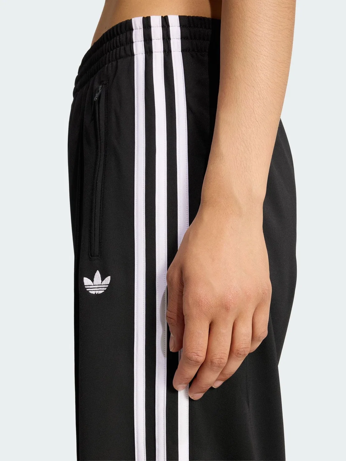 Брюки свободные Firebird Loose, adidas Originals, черный — фото 4