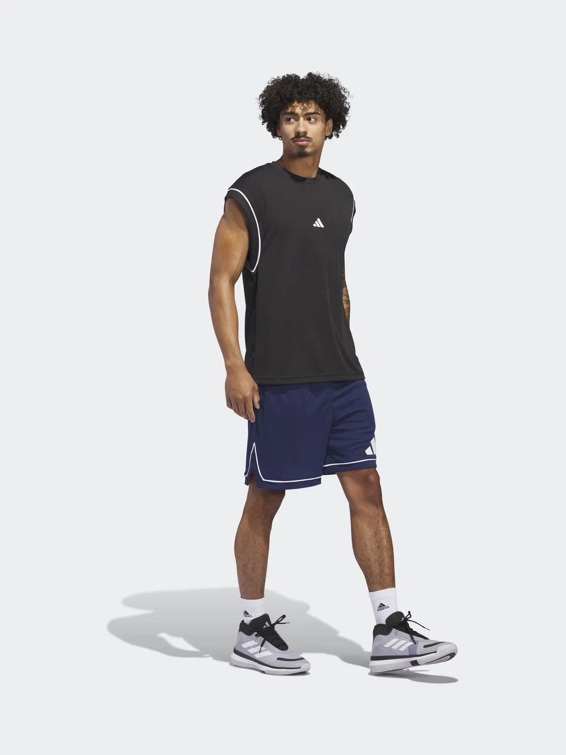 Шорты баскетбольные Badge of Sport adidas, синие — фото 3