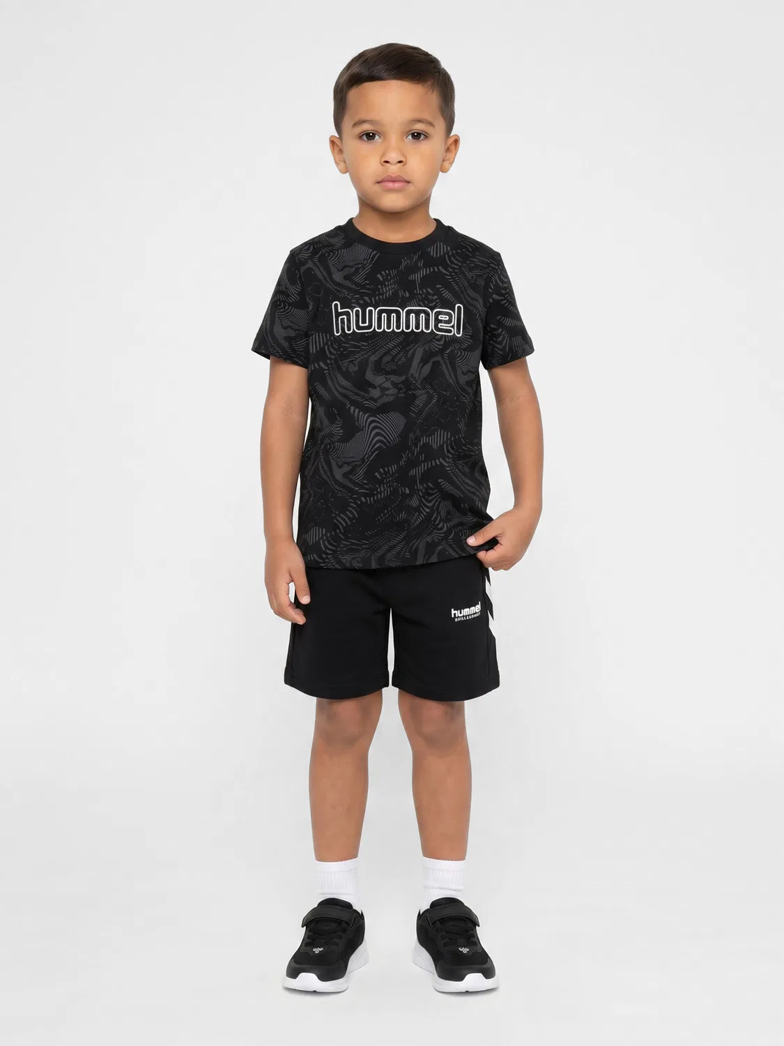 Детская футболка с принтом Hmljr Aop Lifestyle Hummel, Schwarz — фото 4