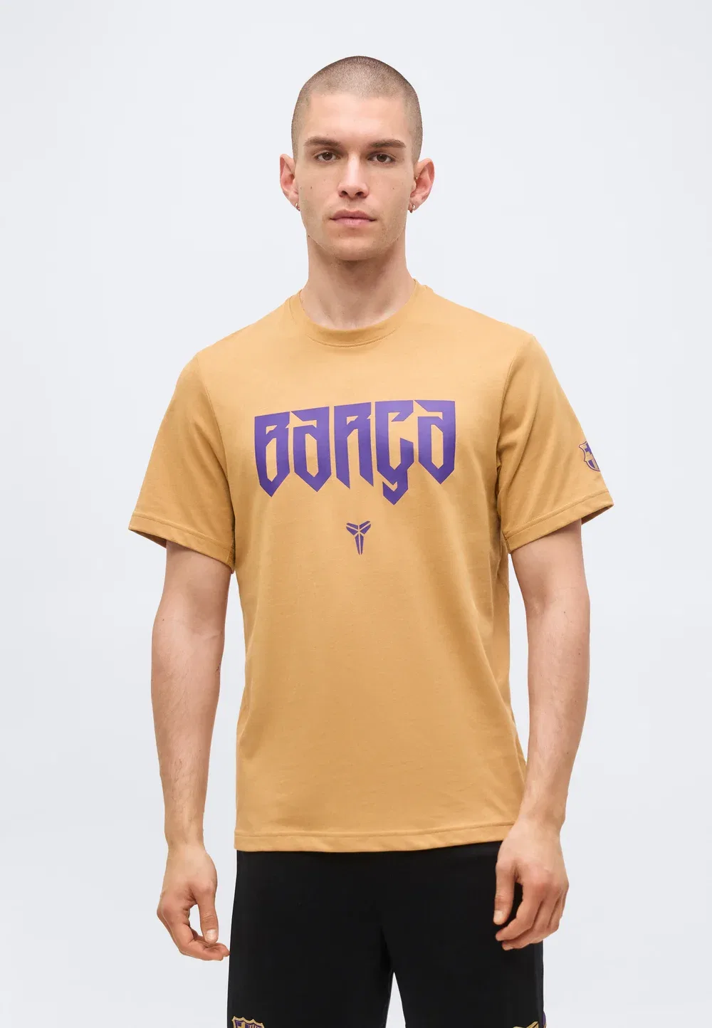 Основная форма ФКБ - клубная одежда Nike Performance, Elemental Gold-Coloured/Field Purple