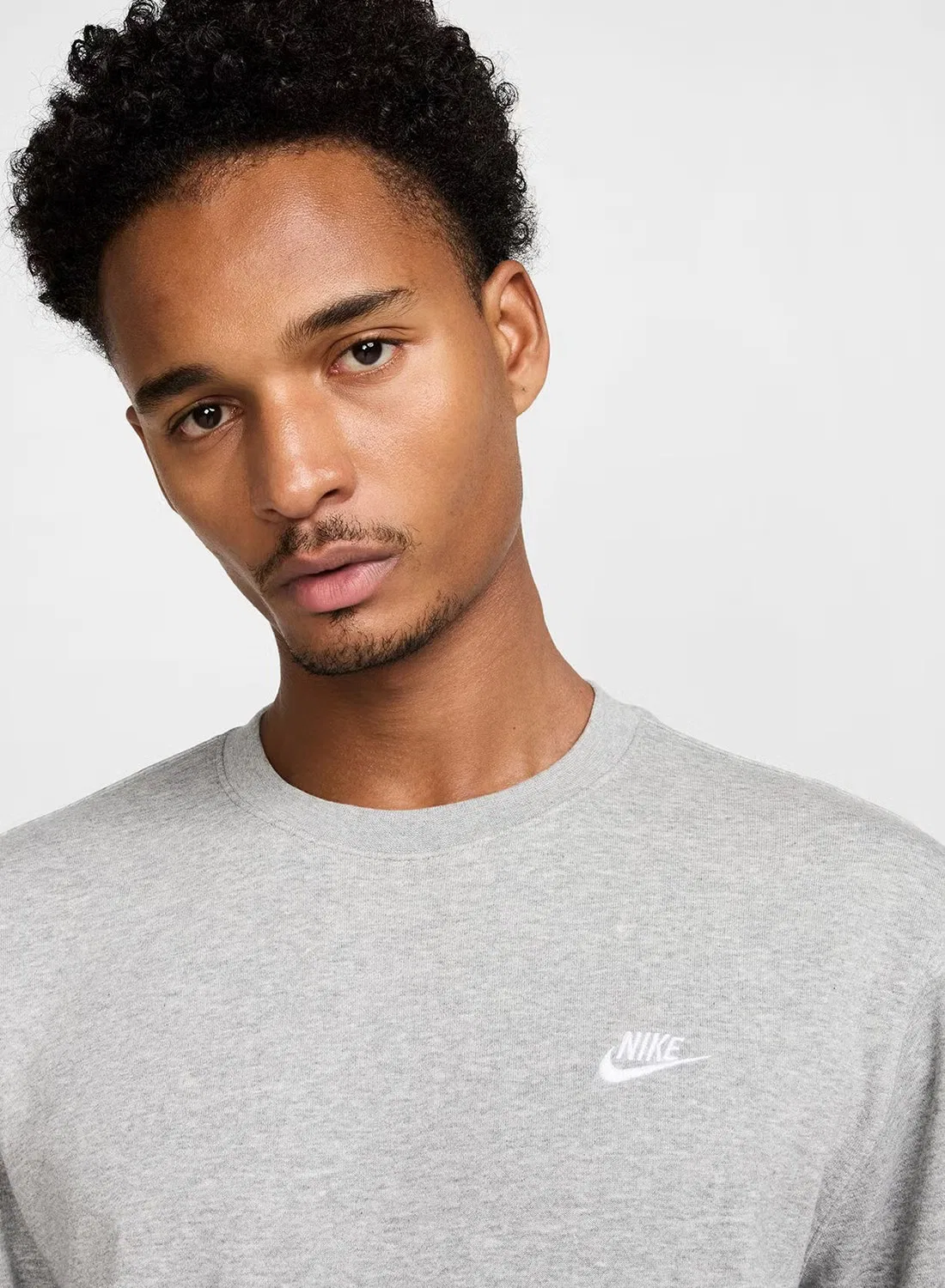 Свитшот из футера с длинным рукавом Club Fleece Nike, серый