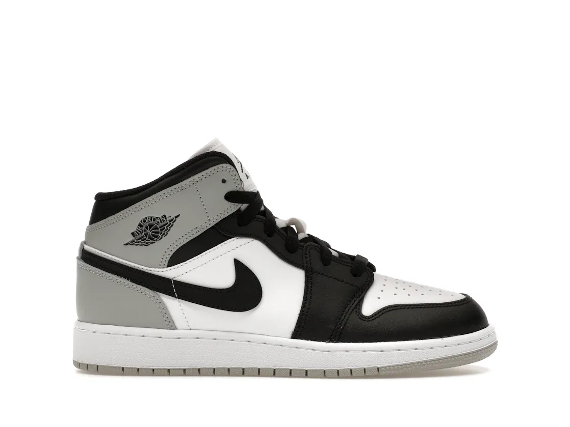 Детские кроссовки Lifestyle Jordan 1 Mid, White/Light Smoke Grey/Black