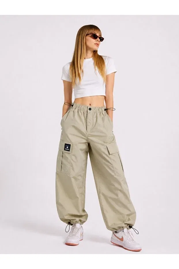 Детские брюки для девочек парашютные Puledro, Nude Color