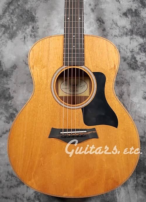 

Тейлор - GS Мини красное дерево Taylor GS Mini Mahogany