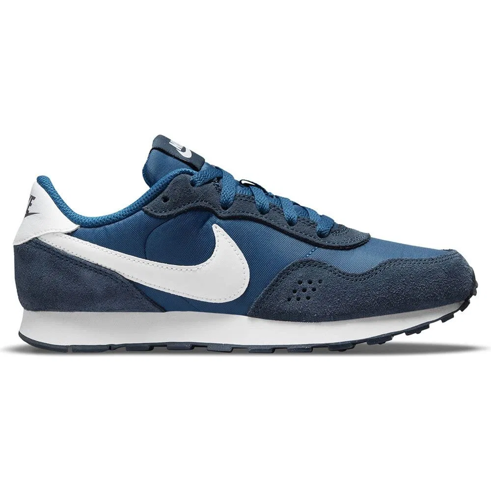 Детские кроссовки для мальчиков Nike MD Valiant, Navy White Armory Navy — фото 2