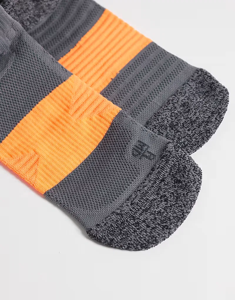 Беговые носки Adidas Boost черного и оранжевого — фото 2
