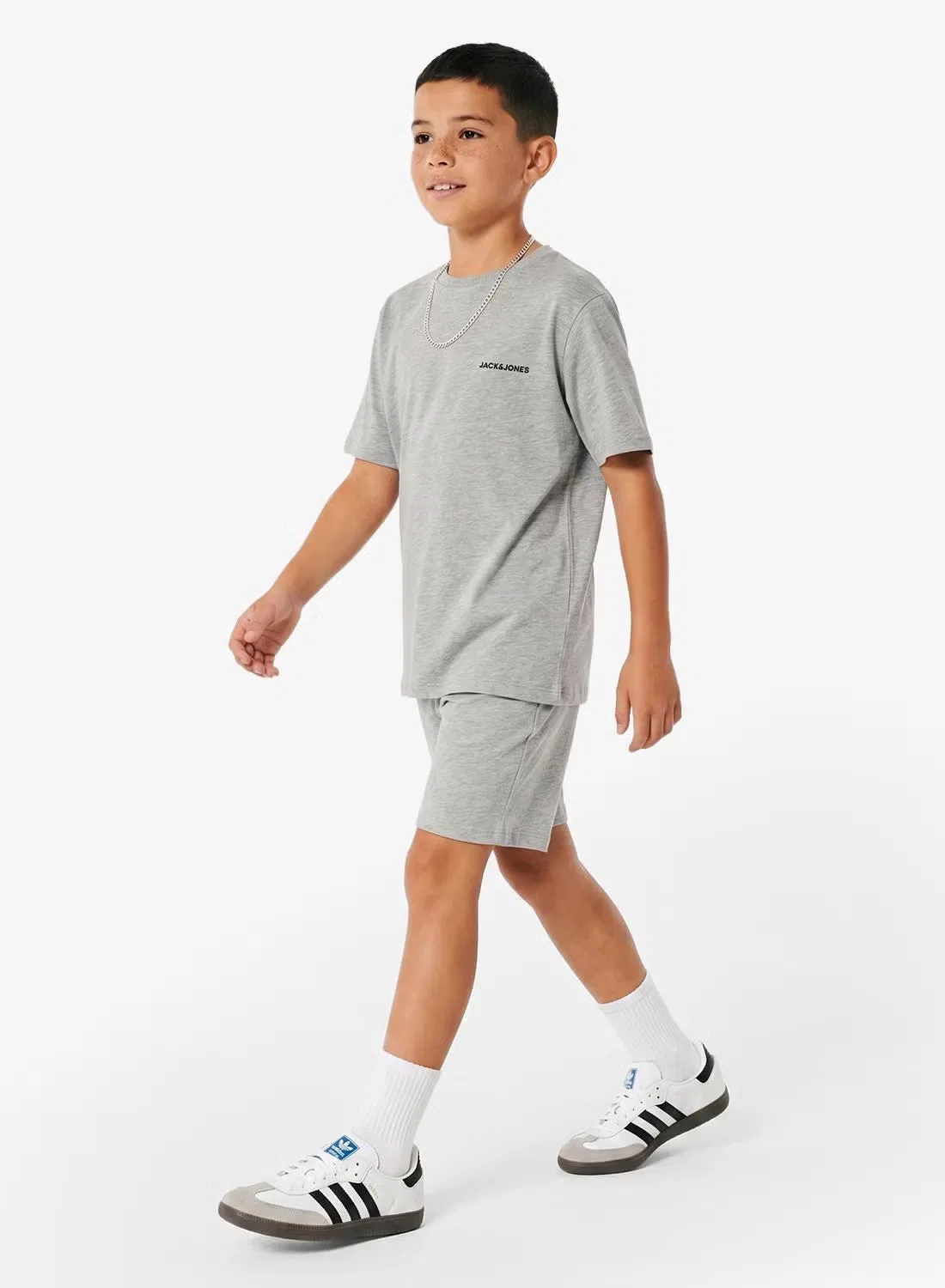 Комплект футболка и шорты с круглым выворотом Jack & Jones Junior, светло-серый меланж