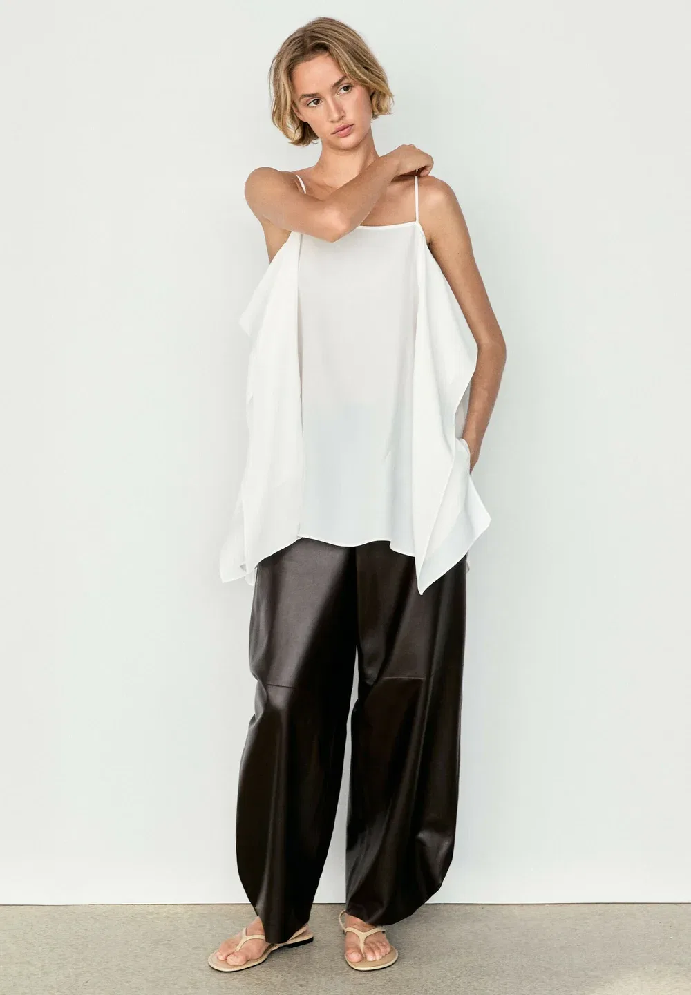 Свободный топ на тонких бретельках - топ Massimo Dutti, White