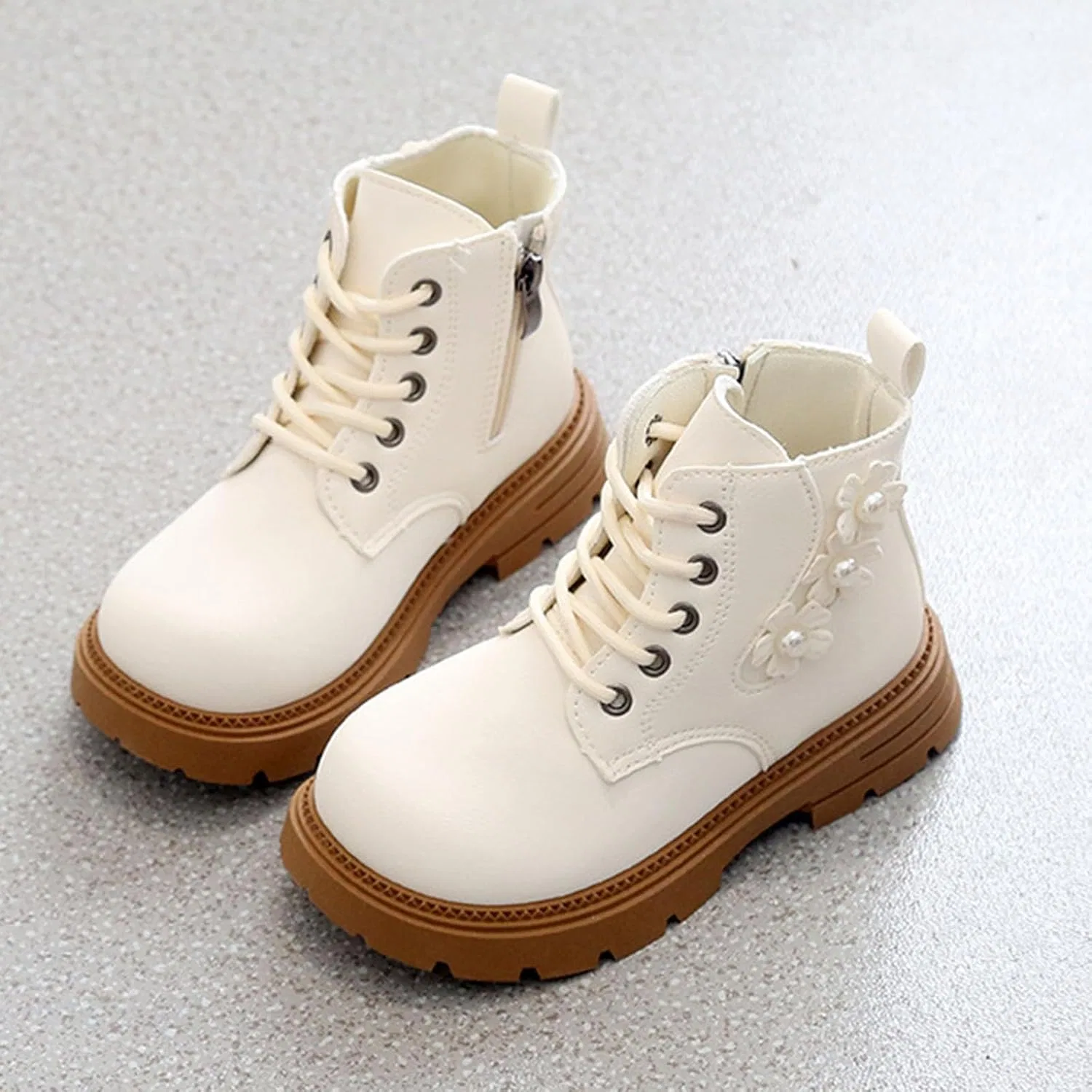 Детские ботинки для девочек с принтом, модель Girls Lace-Up Combat Ankle Boots, White — фото 4