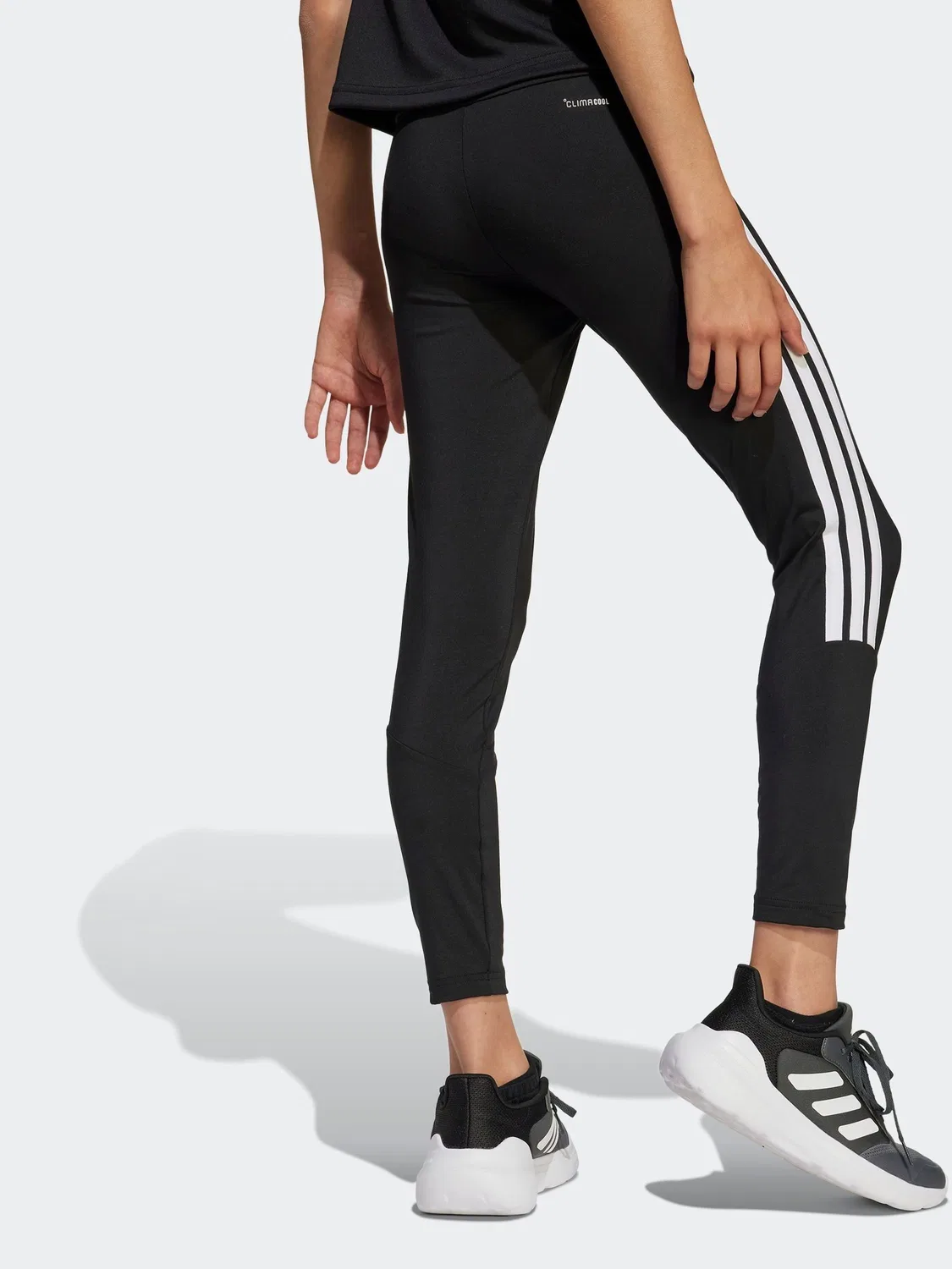 Леггинсы adidas Black Train Essentials 3-Stripes Kids, черный — фото 2